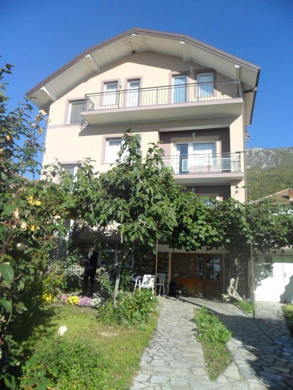 Guesthouse Zimovski Peštani 외부 사진